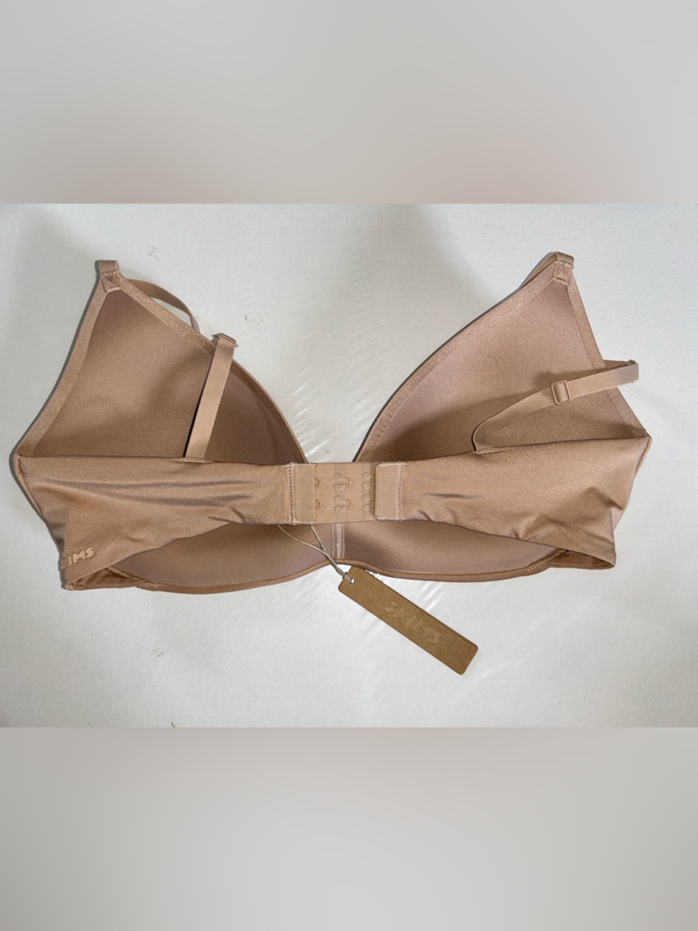 NWT SKIMS Wireless Form Push Up Plunge Bra in Clay - Picture 8 of 12
